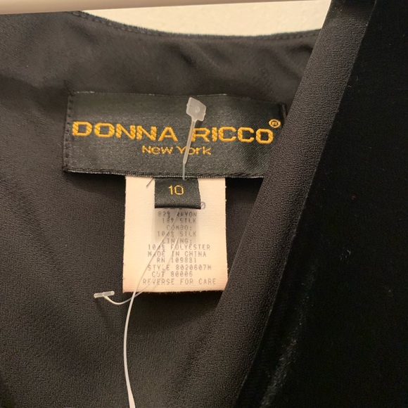 NEW Donna Rocco Elegant Black Velvet Embellished Dress 10 - Picture 4 of 7